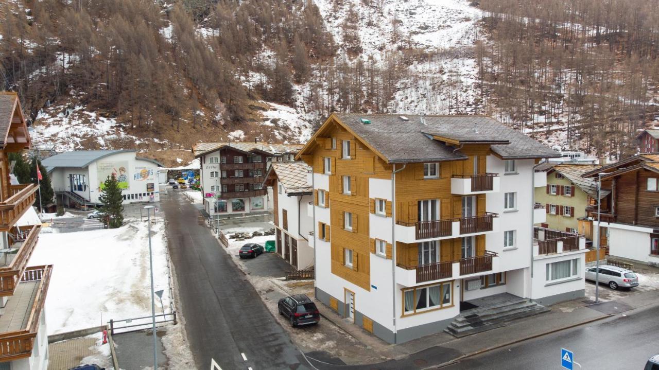 Haus Astoria Lejlighed Saas-Grund Eksteriør billede